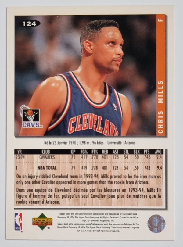 1994-95 Collector's Choice International French #124 Chris Mills – Image 2
