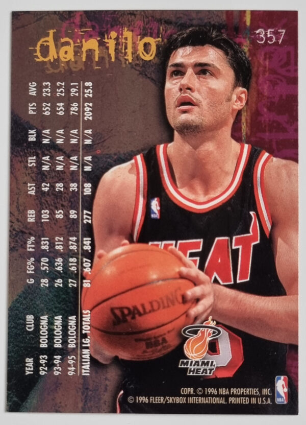1995-96 Fleer European #357 Sasha Danilovic – Image 2
