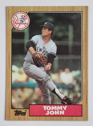 1987 Topps #236 Tommy John