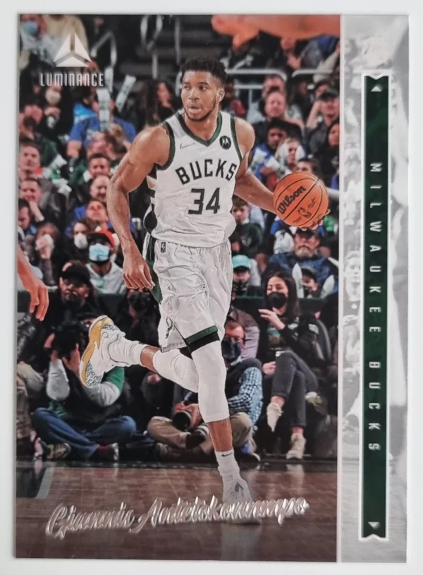 2021-22 Panini Chronicles #265 Giannis Antetokounmpo/Luminance