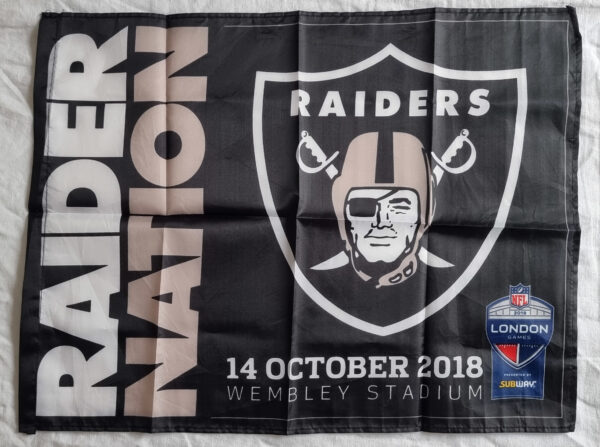 Drapeau Oakland Raiders 2018