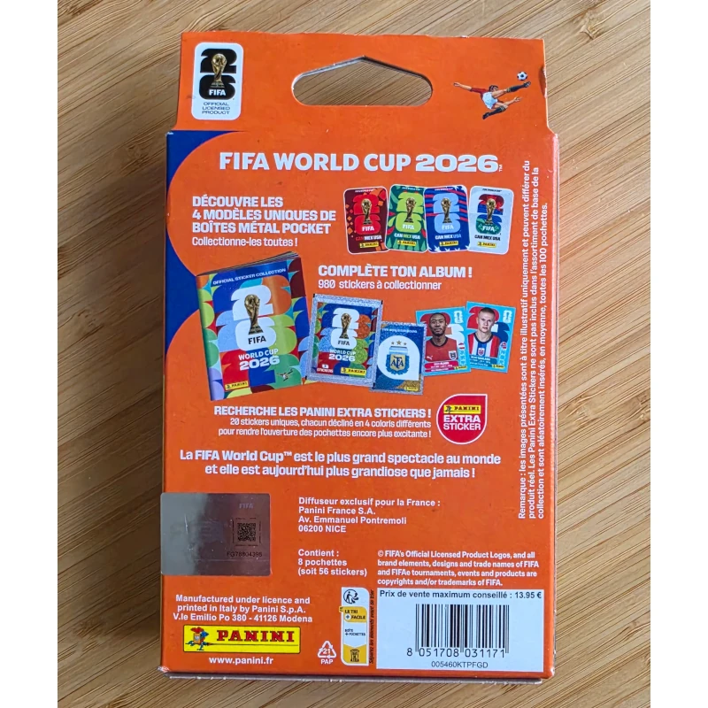 Panini FIFA World Cup 2026 Stickers – Boite métal 8 pochettes – rouge – Image 3
